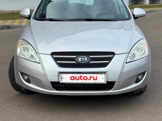 2009 Kia Ceed I, серебристый, 570000 рублей, вид 2