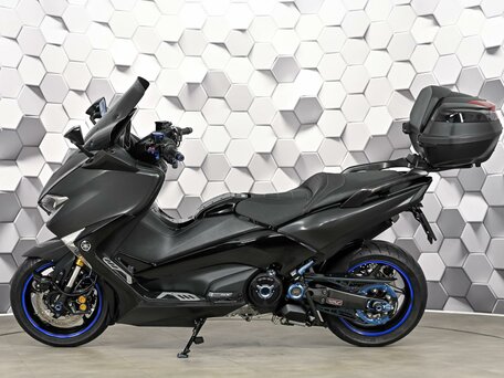 2017 Yamaha TMAX, серый, 869000 рублей, вид 4