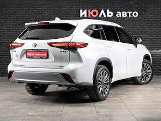 2026 Toyota Highlander IV (XU70), белый, 5510000 рублей, вид 4
