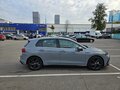 2022 Volkswagen Golf VIII, серый, 2120000 рублей - вид 4
