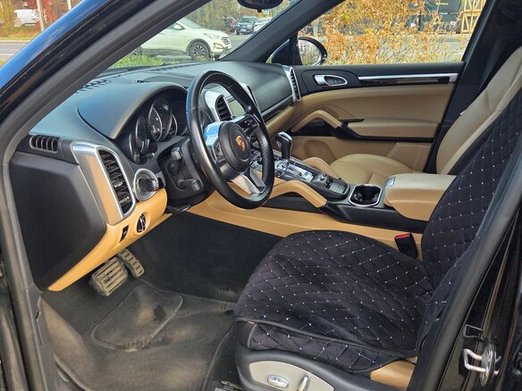 2016 Porsche Cayenne Diesel II Рестайлинг (958), чёрный, 3900000 рублей - вид 7