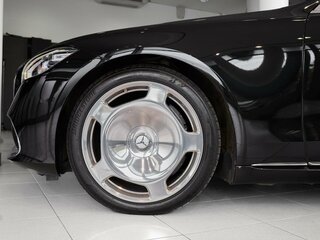 2021 Mercedes-Benz Maybach S-Класс 580 II (Z223), чёрный, 18000000 рублей, вид 4