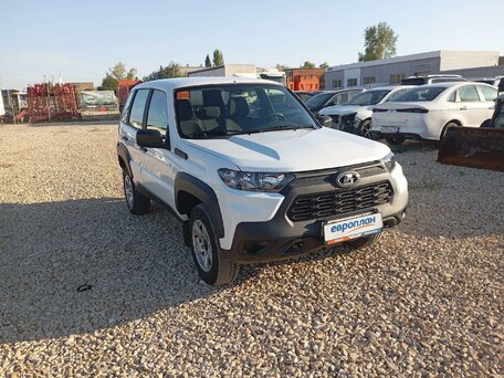 2025 Lada (ВАЗ) Niva Travel I, белый, 1300000 рублей, вид 2