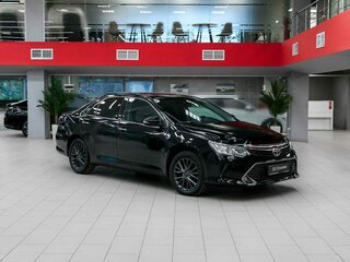 2015 Toyota Camry VII (XV50) Рестайлинг, чёрный, 1590000 рублей, вид 3