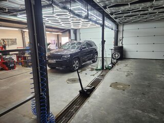 2014 Jeep Grand Cherokee IV (WK2) Рестайлинг, чёрный, 2799000 рублей, вид 5