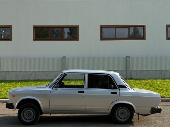 2010 Lada (ВАЗ) 2107, серебристый, 310000 рублей - вид 7