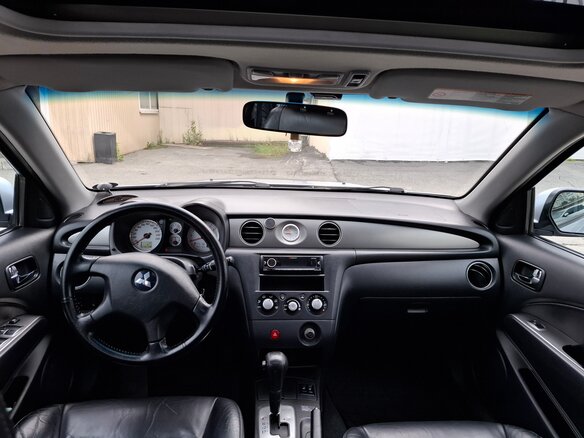 2005 Mitsubishi Outlander I, серый, 750000 рублей - вид 6