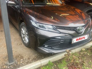 2018 Toyota Camry VIII (XV70), серый, 2590000 рублей, вид 1