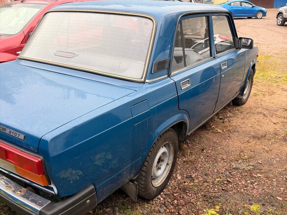 2005 Lada (ВАЗ) 2107, синий, 250000 рублей - вид 2