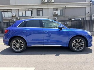 2022 Audi Q3 35 TFSI II (F3), синий, 1970005 рублей, вид 3