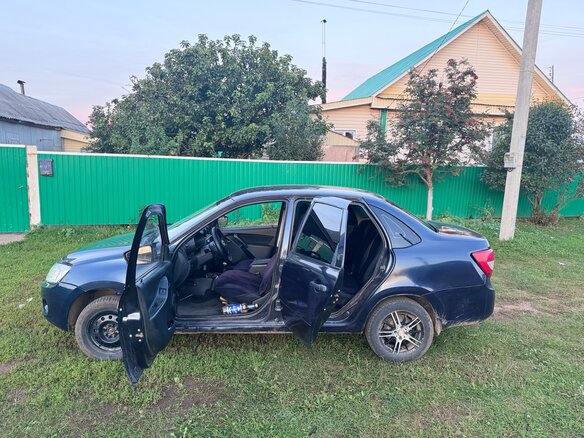 2012 Lada (ВАЗ) Granta I, серый, 250000 рублей - вид 8