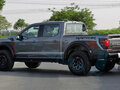 2026 Ford F-150 Raptor XIV Рестайлинг, серый - вид 3