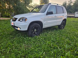 2017 Chevrolet Niva I Рестайлинг, белый, 699000 рублей, вид 1