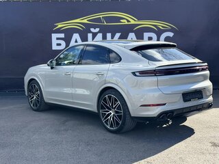 2025 Porsche Cayenne Coupé III Рестайлинг, серый, 16890000 рублей, вид 4