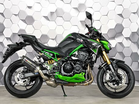 2022 Kawasaki Z 900, чёрный, 1177000 рублей, вид 3