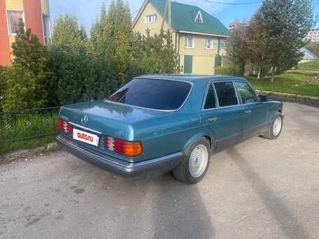 1988 Mercedes-Benz S-Класс 420 II (W126) Рестайлинг, зелёный, 2250000 рублей, вид 3
