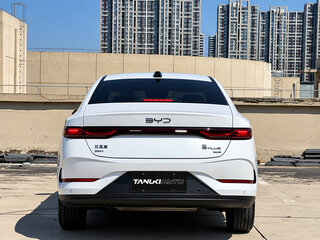 2025 BYD Qin Plus EV 510 I Рестайлинг, белый, 1730005 рублей, вид 4