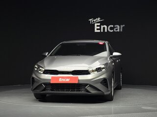2022 Kia K3 II Рестайлинг, серый, 1412000 рублей, вид 2