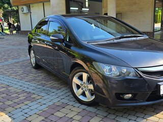 2011 Honda Civic VIII Рестайлинг, чёрный, 1090000 рублей, вид 4