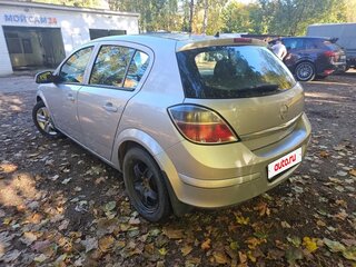 2012 Opel Astra H Рестайлинг, серебристый, 800000 рублей, вид 4