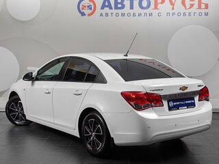 2012 Chevrolet Cruze I, белый, 699000 рублей, вид 2