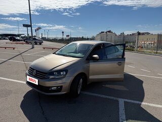 2017 Volkswagen Polo V Рестайлинг, бежевый, 1350000 рублей, вид 1
