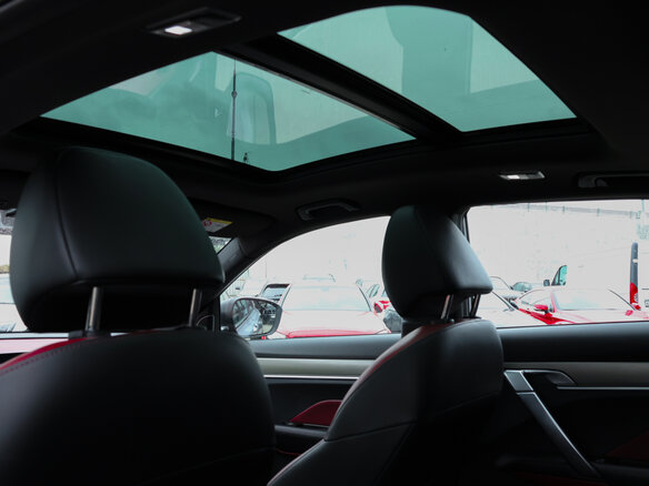 2020 Geely Coolray I, серый, 1630000 рублей - вид 25