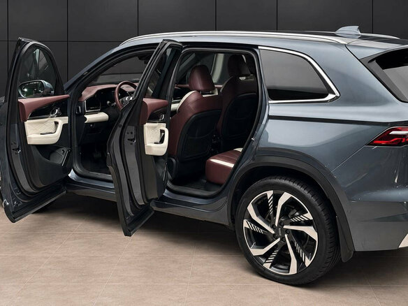 2023 Geely Monjaro I, серый, 2900000 рублей - вид 6