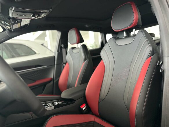 2026 Geely Coolray I Рестайлинг 2, серый - вид 10