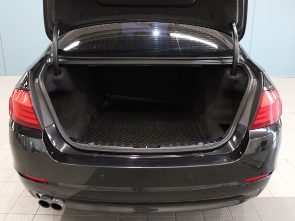 2012 BMW 5 серии 520i VI (F10/F11/F07), чёрный, 1710000 рублей - вид 23