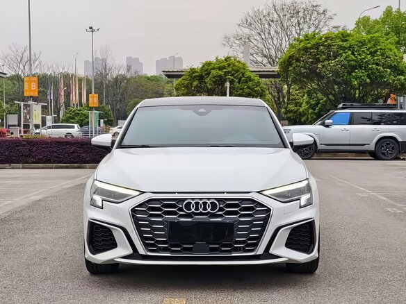 2023 Audi A3 35 TFSI Long IV (8Y), белый, 2150000 рублей - вид 2