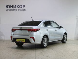 2018 Kia Rio IV, серебристый, 1279000 рублей, вид 2