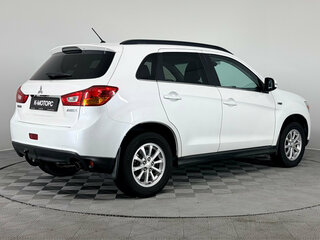 2013 Mitsubishi ASX I Рестайлинг, белый, 1250000 рублей, вид 5
