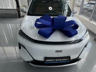 2026 Geely EX5 Гибрид EM-R, белый, 3829990 рублей, вид 1