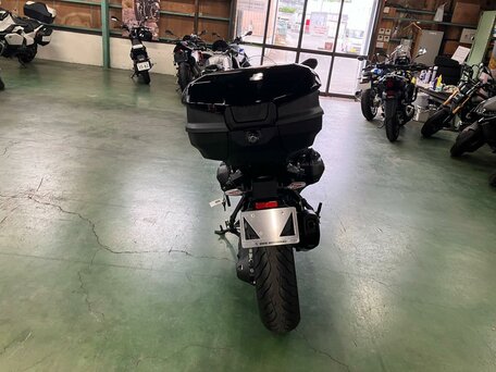 2025 BMW R 1300 RS, чёрный, 2290000 рублей, вид 4