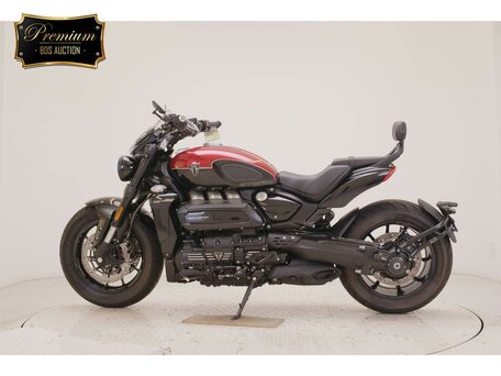 2025 Triumph Rocket 3, красный, 2899000 рублей, вид 1