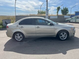 2007 Mitsubishi Lancer X, бежевый, 390000 рублей, вид 3