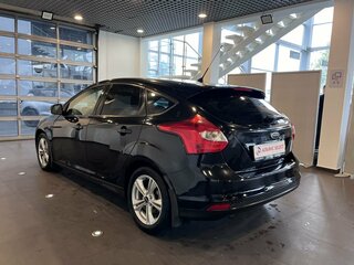 2011 Ford Focus III, чёрный, 635000 рублей, вид 5