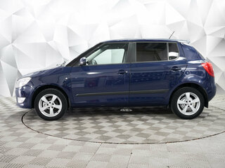 2012 Skoda Fabia II Рестайлинг, синий, 495000 рублей, вид 2