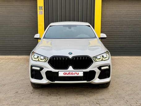2020 BMW X6 40i III (G06), белый, 6250000 рублей, вид 2