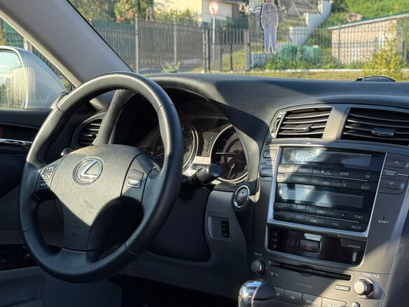 2005 Lexus IS 250 II, серебристый, 1550000 рублей - вид 8