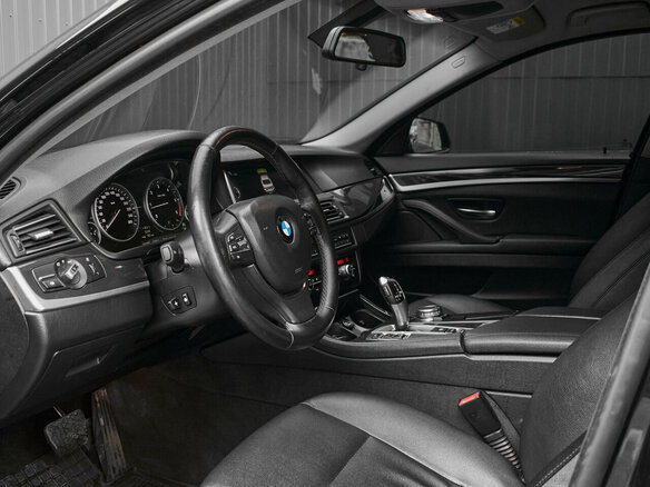 2013 BMW 5 серии 520d VI (F10/F11/F07) Рестайлинг, чёрный, 2050000 рублей - вид 9