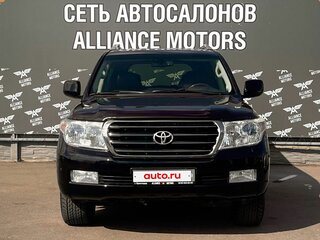 2011 Toyota Land Cruiser 200 Series, чёрный, 2715000 рублей, вид 2