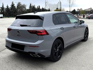 2023 Volkswagen Golf VIII, серый, 2130000 рублей, вид 3