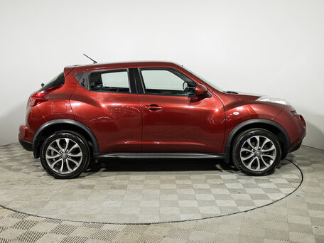 2011 Nissan Juke I, красный, 949700 рублей, вид 4