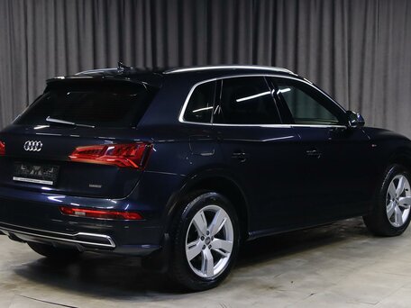 2020 Audi Q5 II (FY), чёрный, 2749000 рублей, вид 2