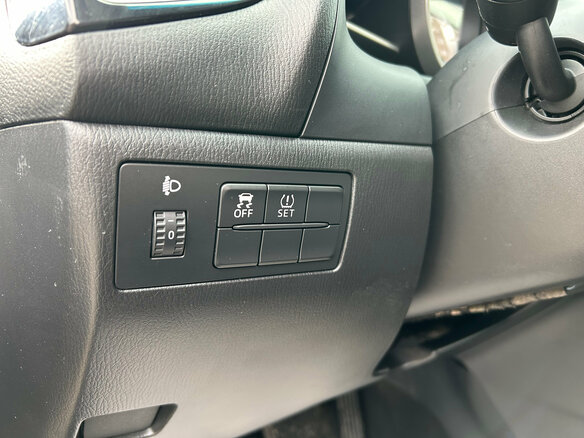 2014 Mazda 3 III (BM), чёрный - вид 16