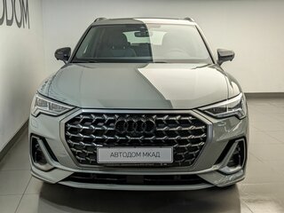 2026 Audi Q3 45 TFSI II (F3), серый, 5670000 рублей, вид 3