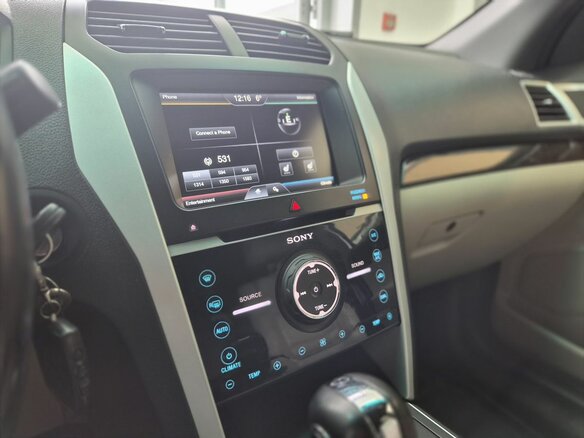 2013 Ford Explorer V, белый, 1650000 рублей - вид 11
