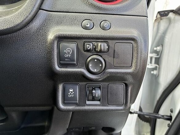 2018 Nissan Note Nismo II Рестайлинг, белый, 750333 рублей - вид 21